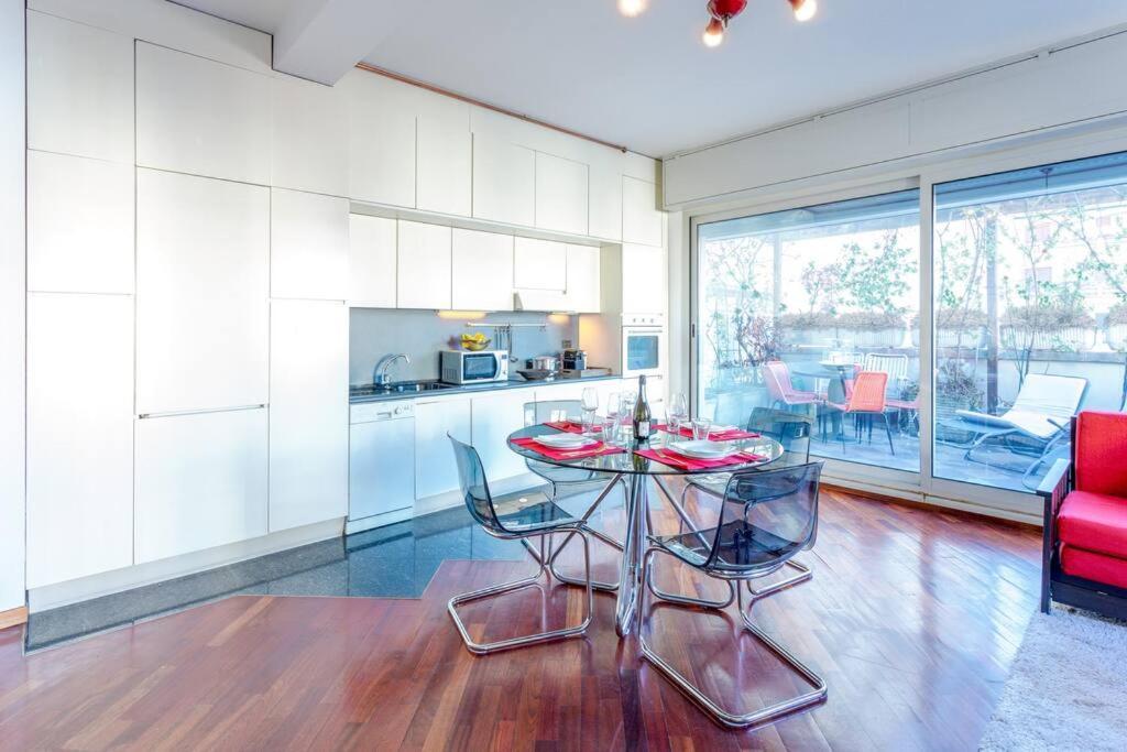 Appartement Duomo 10 Min Luxury • Terrazzo • Wi-Fi • Netflix à Milan Extérieur photo