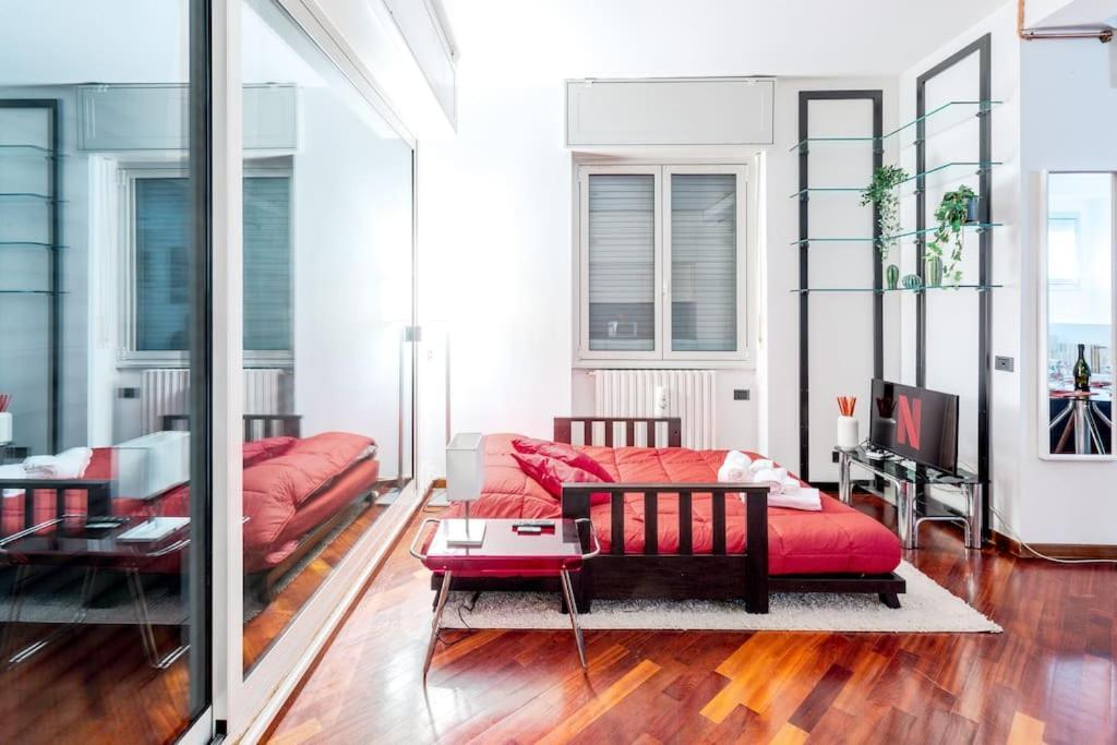Appartement Duomo 10 Min Luxury • Terrazzo • Wi-Fi • Netflix à Milan Extérieur photo